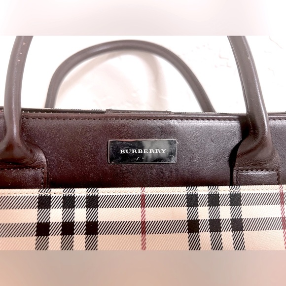 Burberry Nova Check Tote Bag - Picture 14 of 17
